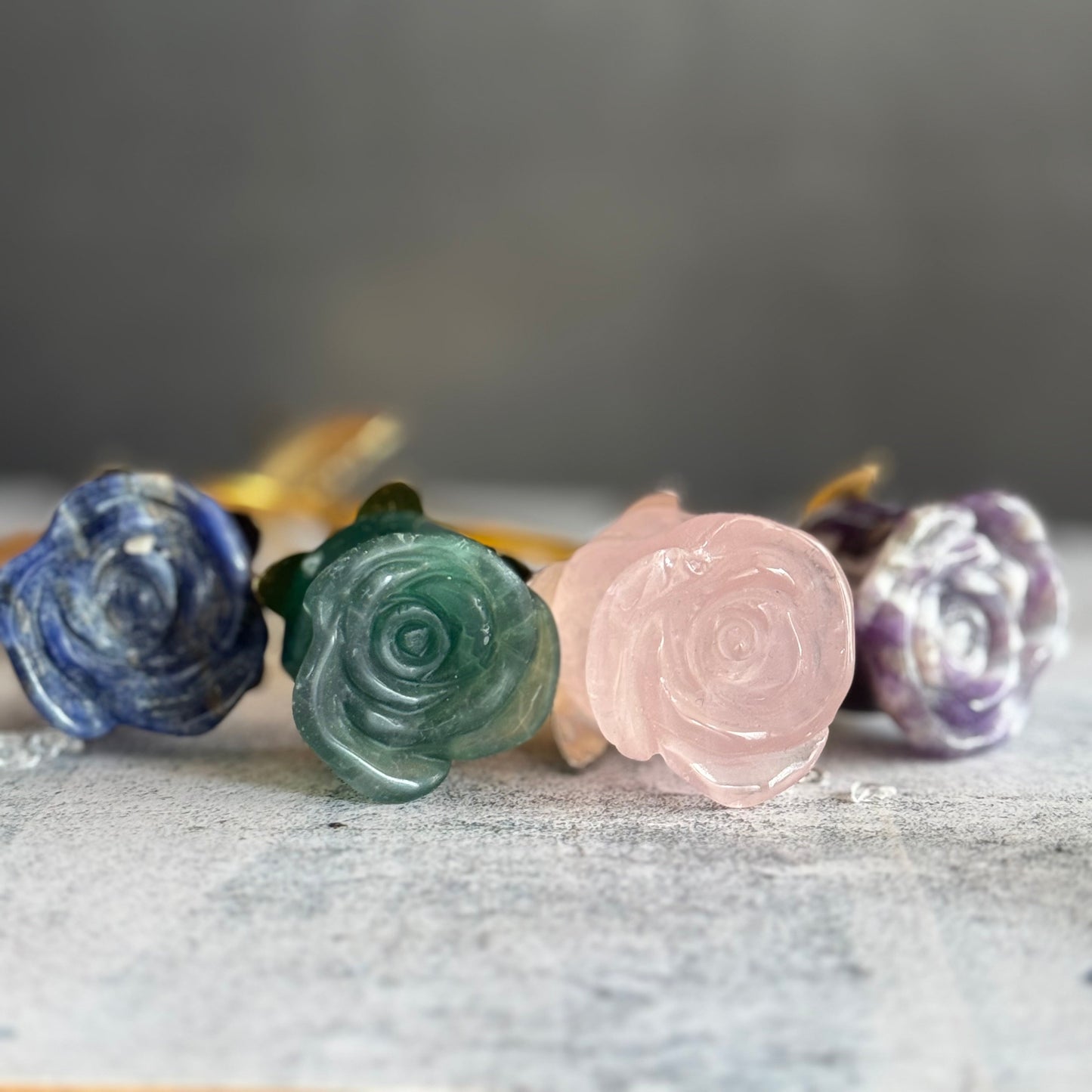 グリーンアベンチュリン バラ 薔薇 |枯れないやさしさを贈る石