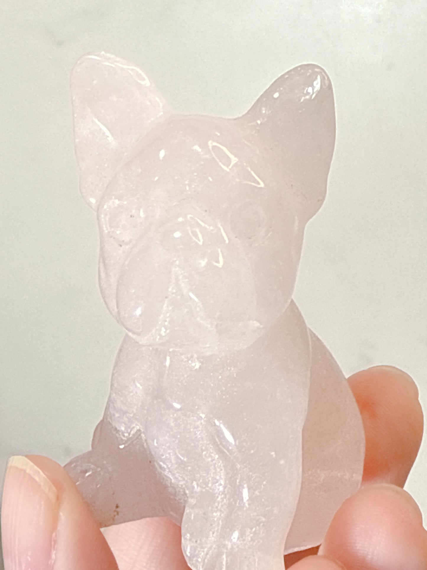 ローズクォーツ フレンチブルドック|優しく寄り添ってくれる Rose Quartz French Bulldog