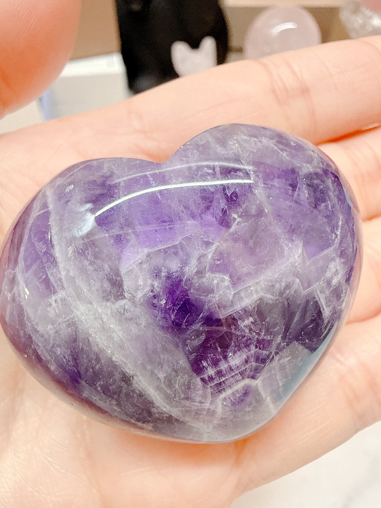 天然石 ドリームアメジスト ぷっくり ハート|愛の絆を深める癒しの石