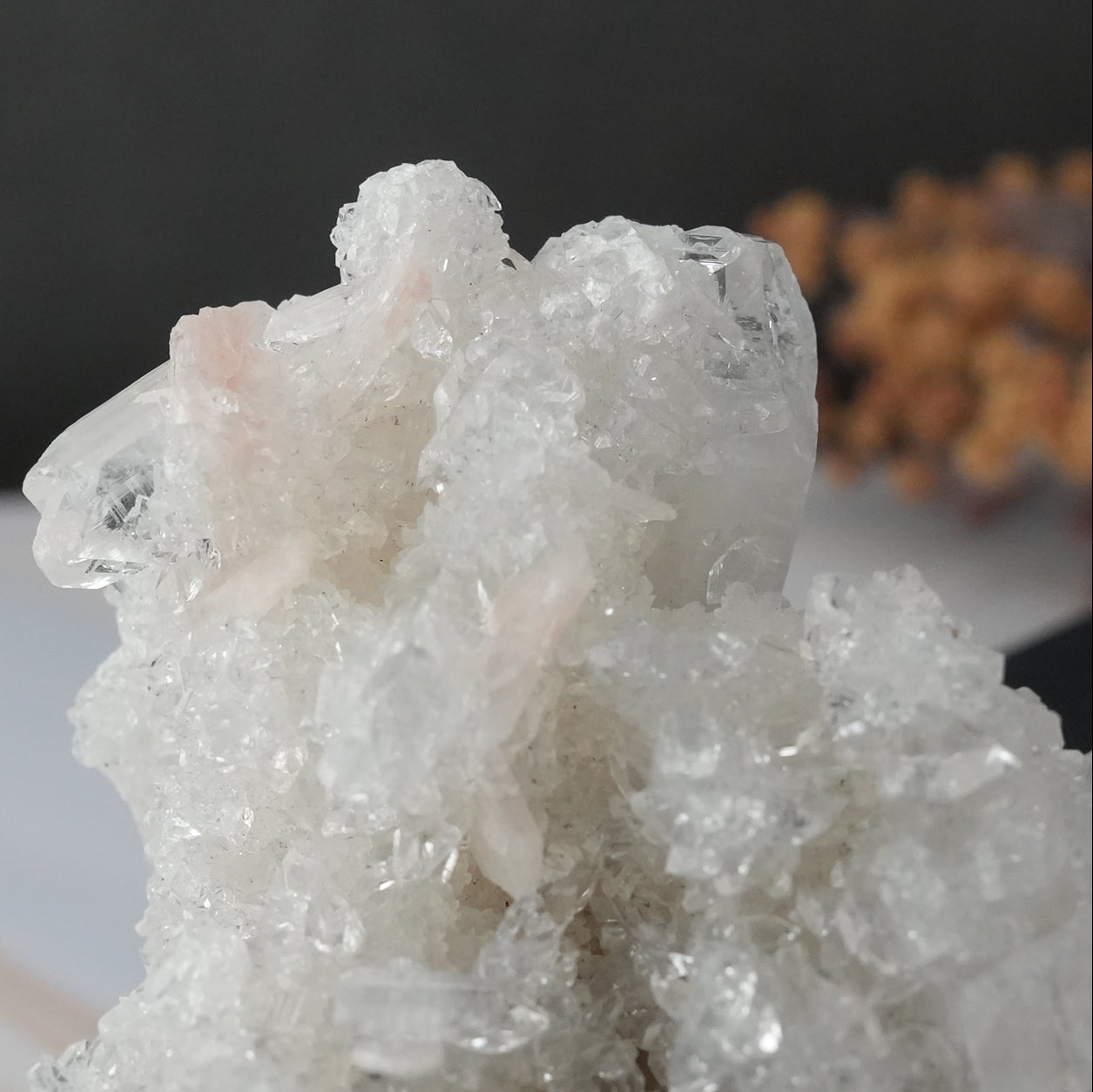 天然石 インド産 アポフィライト スティルバイト共生|静けさと希望を灯すクリスタル