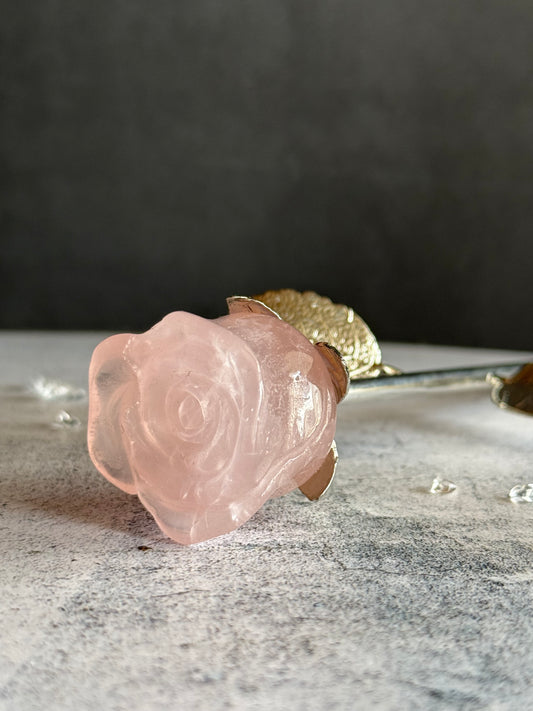 ローズクォーツ バラ 薔薇 ｜枯れないやさしさを贈る石　2
