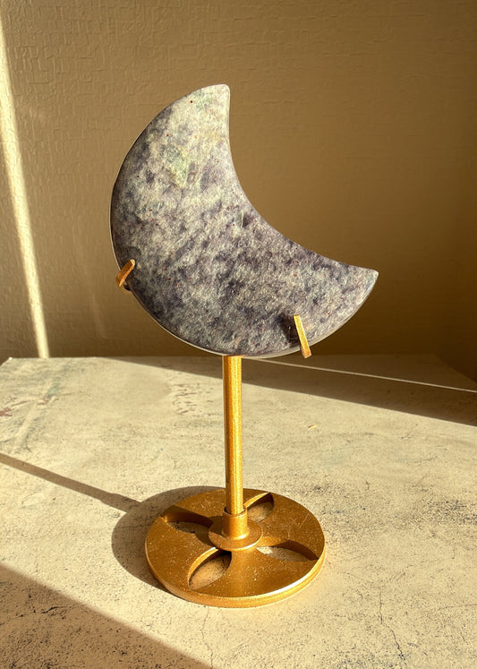 アイオライト 月 台座付き Cordierite Moon