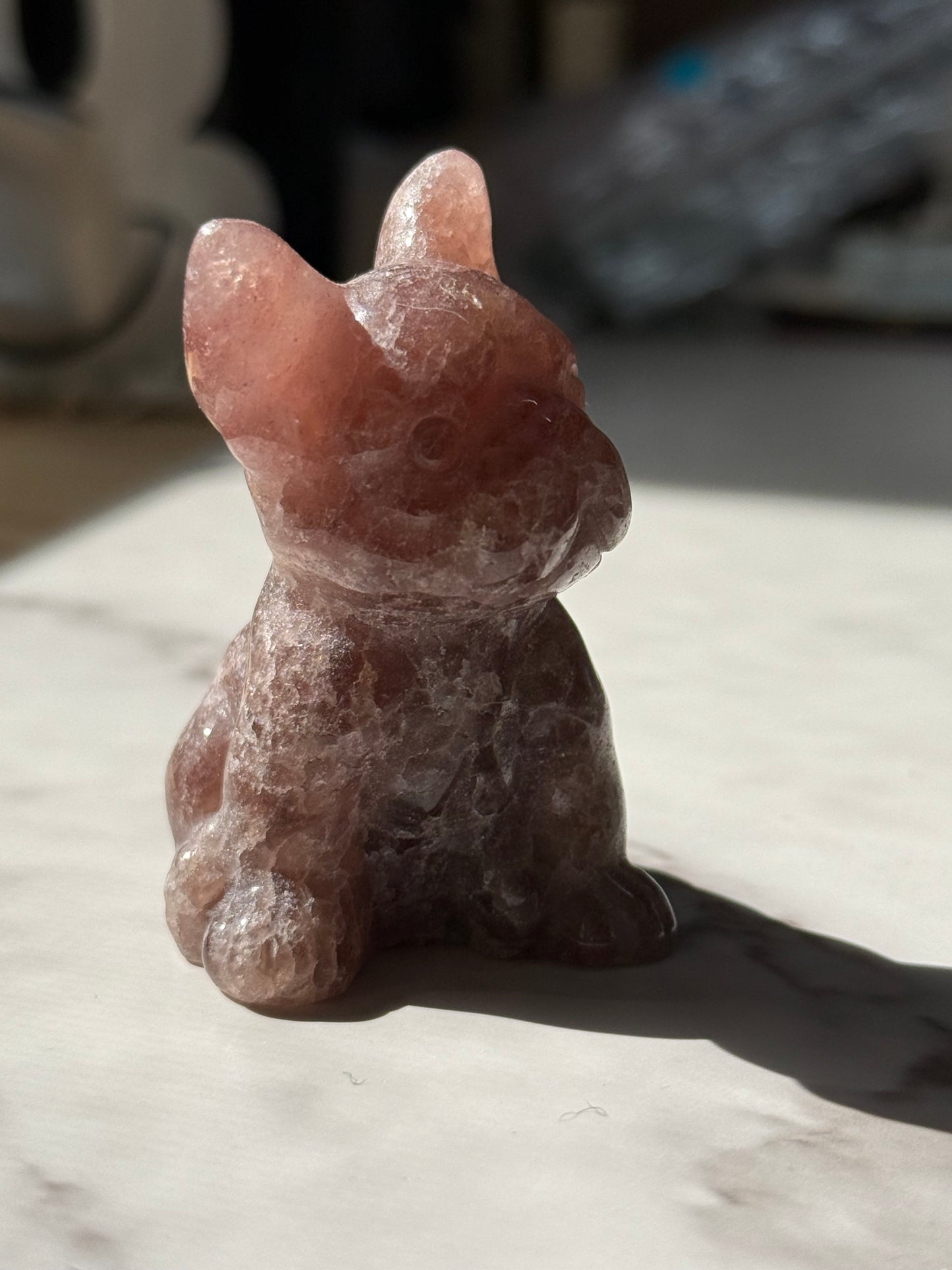 ストロベリークォーツ ブルドッグ 犬