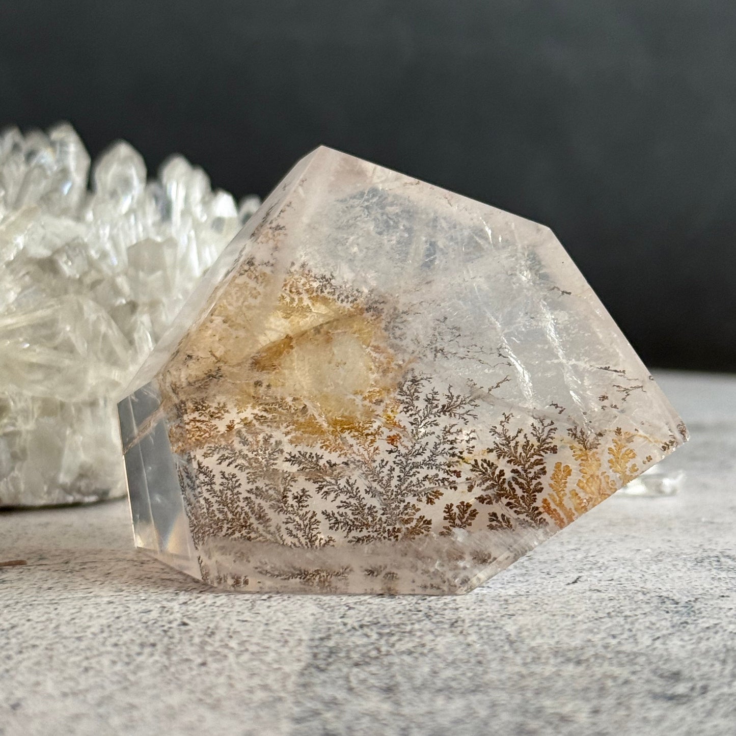 デンドリ・ローズクォーツ フリーフォーム Dendritic Rose Quartz Freeform