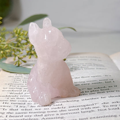 ローズクォーツ フレンチブルドック｜優しく寄り添ってくれる Rose Quartz French Bulldog