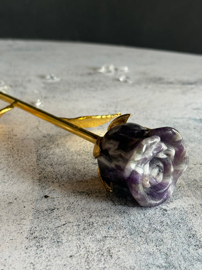 アメジスト バラ 薔薇｜心をほどく静かな一輪