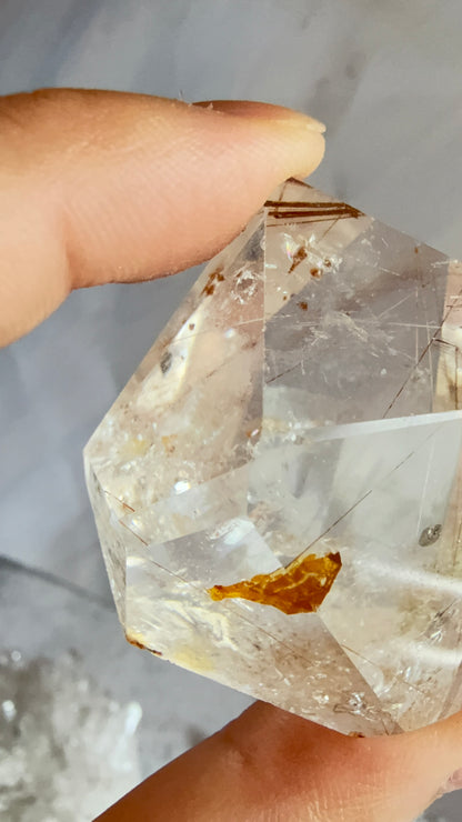 ゴールデンルチルクォーツ フリーフォーム 虹入り 金運上昇