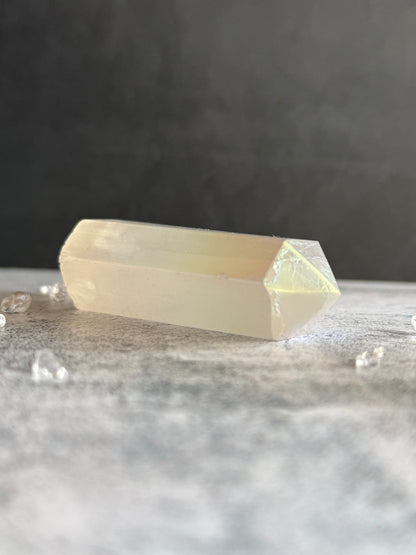 エンジェルオーラセレナイト タワー｜心を整え、本来の自分に戻る