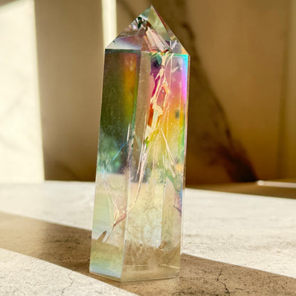 天然石 エンジェルオーラクォーツ タワー A 140g｜光と幸運を引き寄せるプリズムタワー