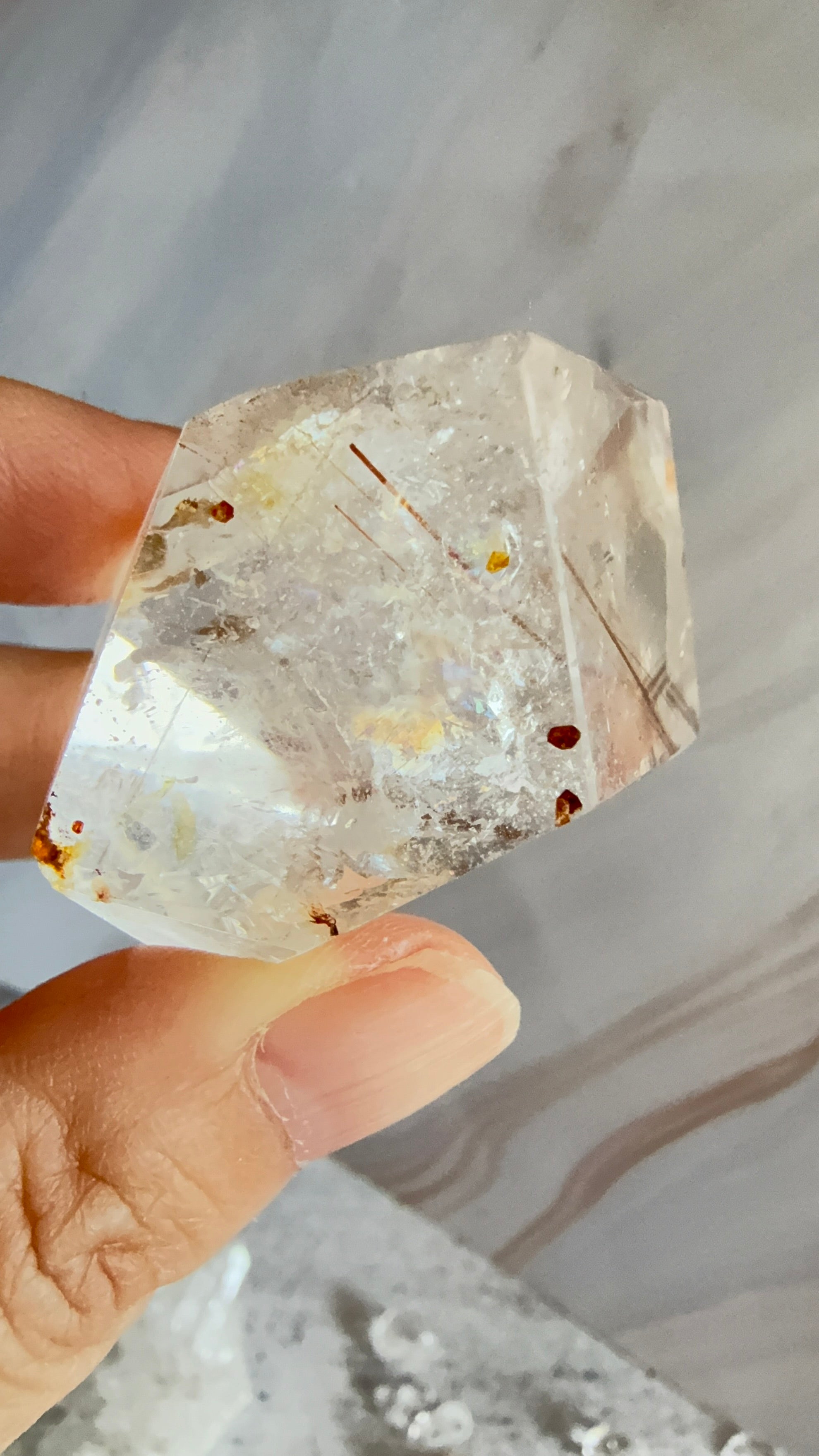ゴールデンルチルクォーツ フリーフォーム 虹入り 一点もの | 石の