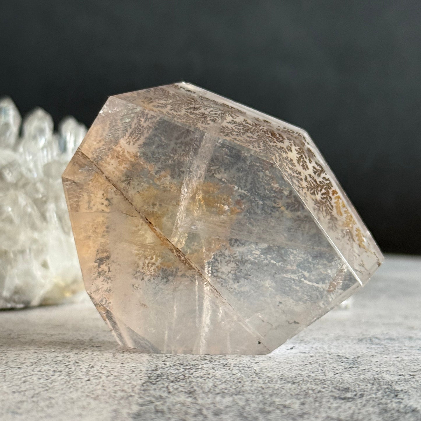 デンドリ・ローズクォーツ フリーフォーム Dendritic Rose Quartz Freeform