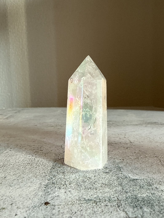 天然石 クラックオーラクォーツ タワー B 44g｜光と幸運を引き寄せるプリズムタワー