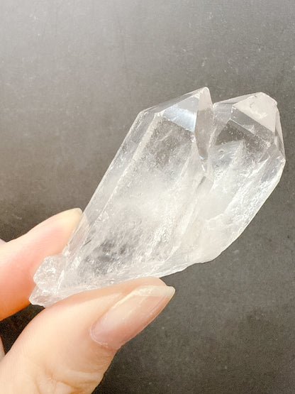 送料無料 水晶 クリアクォーツ  ポイント｜内側の静けさを取り戻す