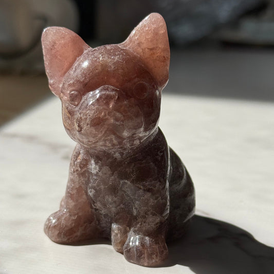 ストロベリークォーツ ブルドッグ 犬