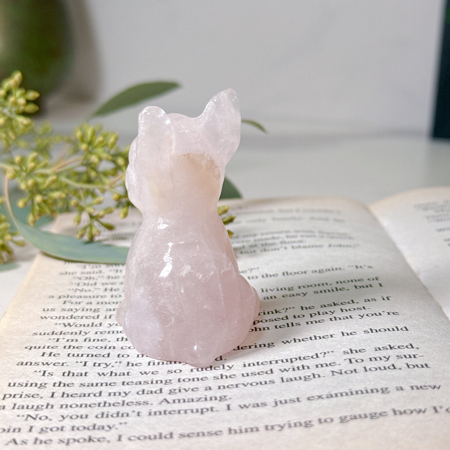ローズクォーツ フレンチブルドック｜優しく寄り添ってくれる Rose Quartz French Bulldog