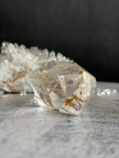 ゴールデンルチルクォーツ フリーフォーム 虹入り 金運上昇
