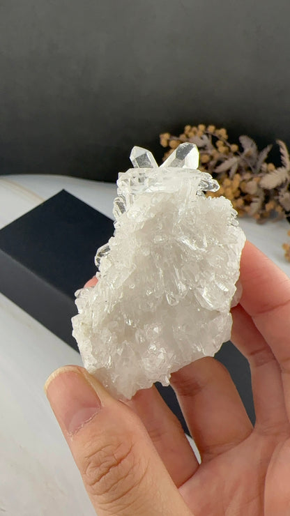 ブラジル コリント産 水晶｜澄みきった光を宿すハイクオリティクリスタル