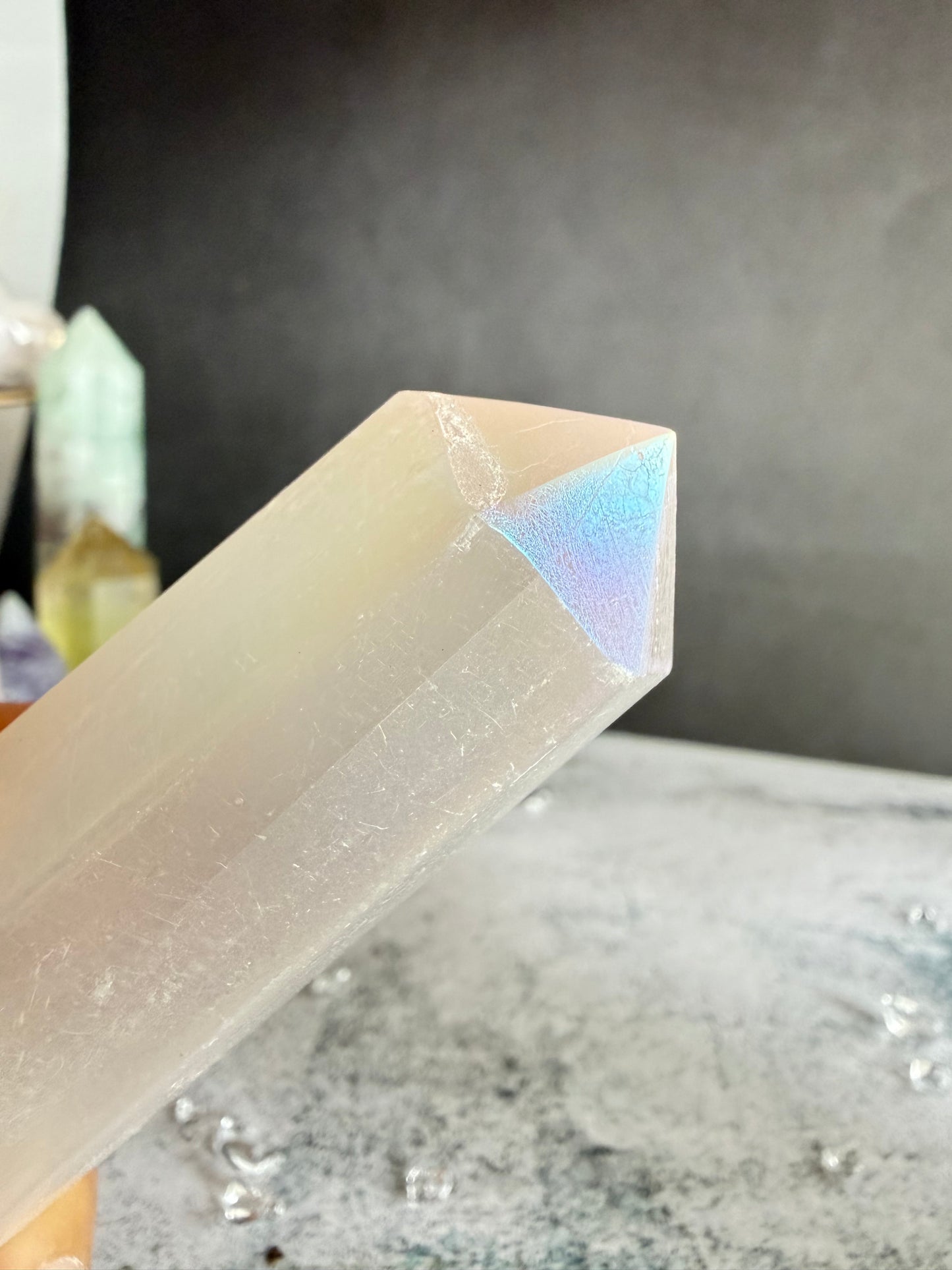 エンジェルオーラセレナイト タワー｜心を整え、本来の自分に戻る