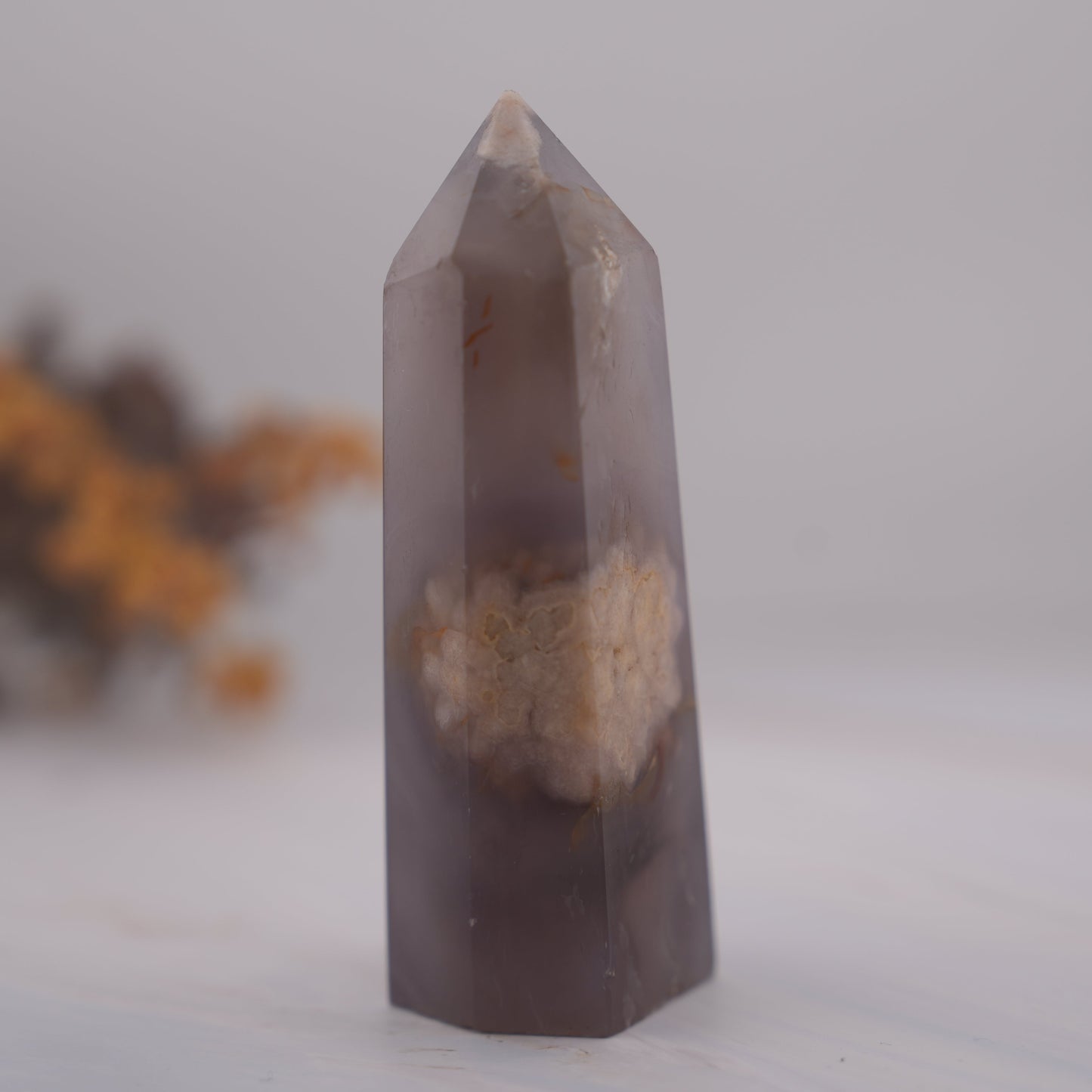 心に春を呼び戻す｜ブラックドゥルージー フラワーアゲート タワー Black Druzy Flower Agate Tower