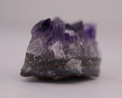 心を落ち着かせて愛される穏やかな私になれる美しき石｜ウルグアイ　アメジスト フリーフォーム Amethyst Freeform