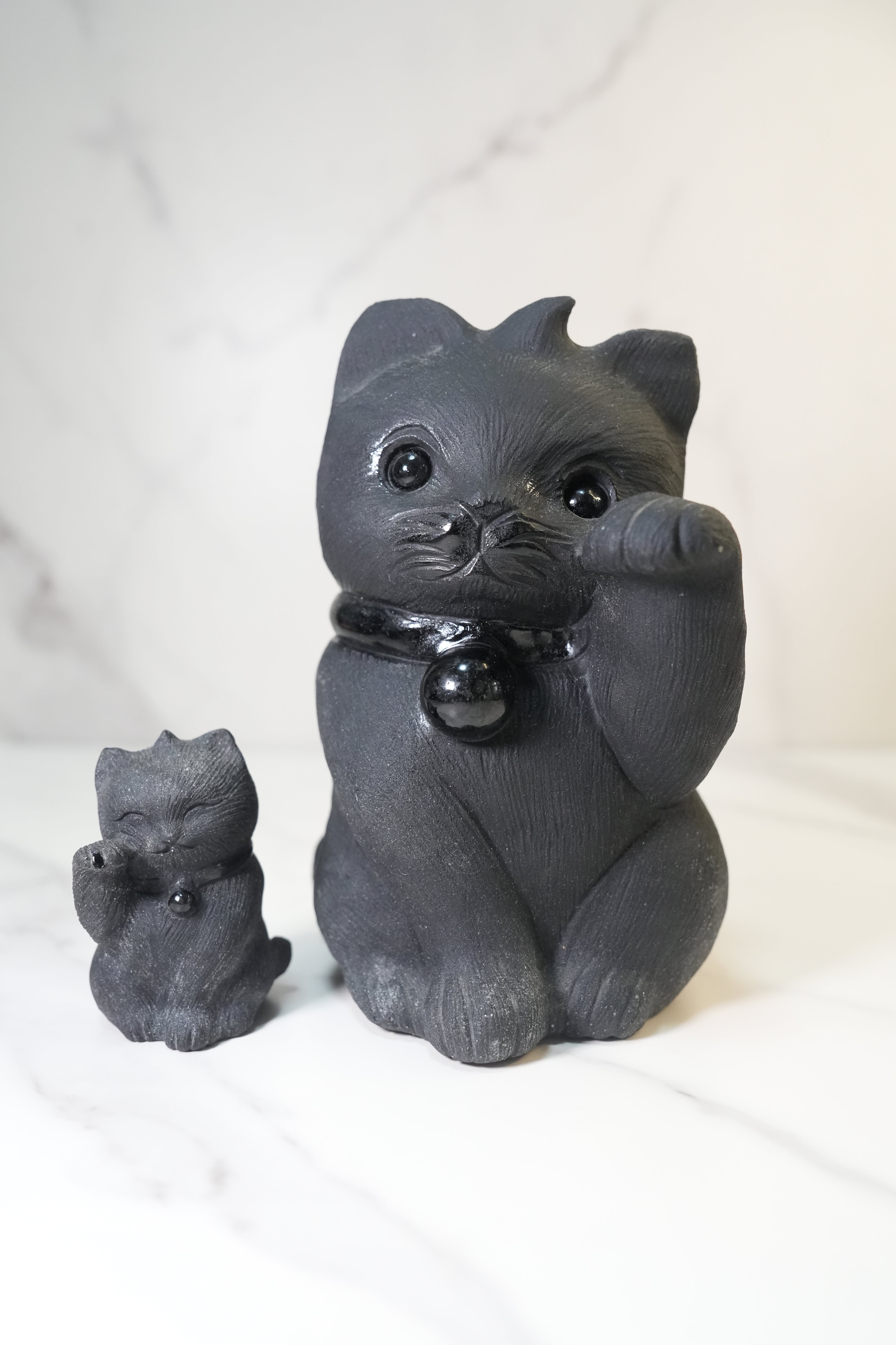オブシディアン　猫　手鏡　ファンタジー　天然石　インテリア　パワーストーン ブラックオブシディアン 招き猫｜天然石・パワーストーン｜運の流れを