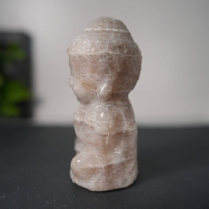 ムーンストーン 大仏様 天然石・パワーストーン