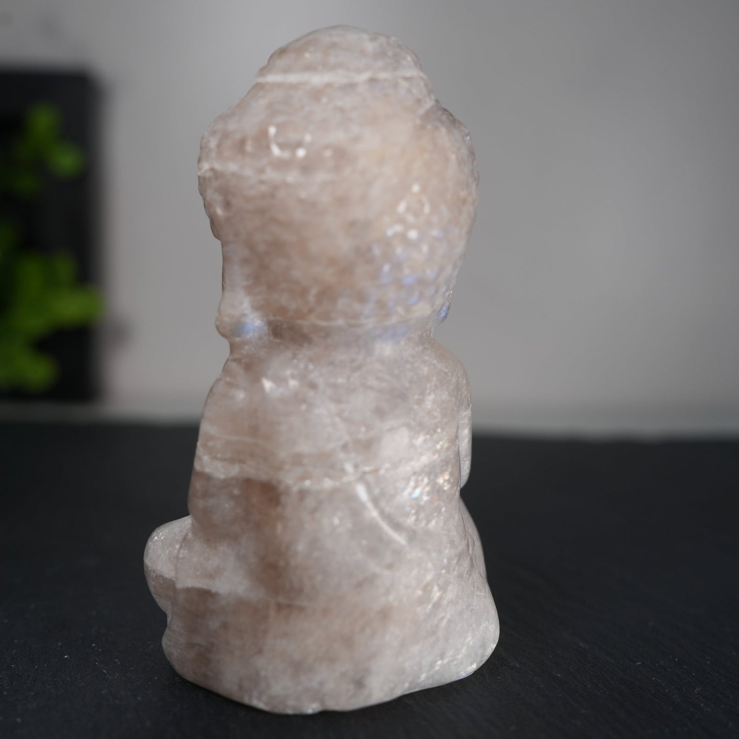 ムーンストーン 大仏様 天然石・パワーストーン