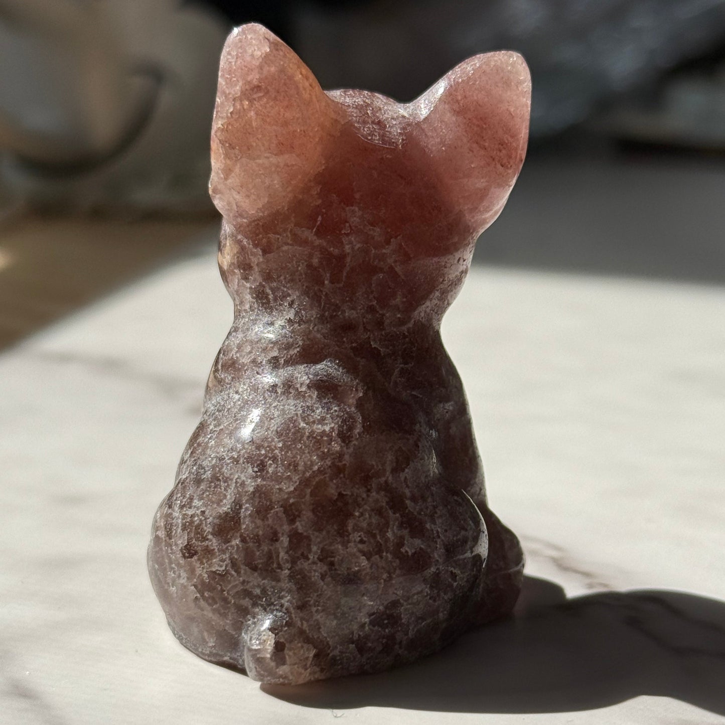 ストロベリークォーツ ブルドッグ 犬