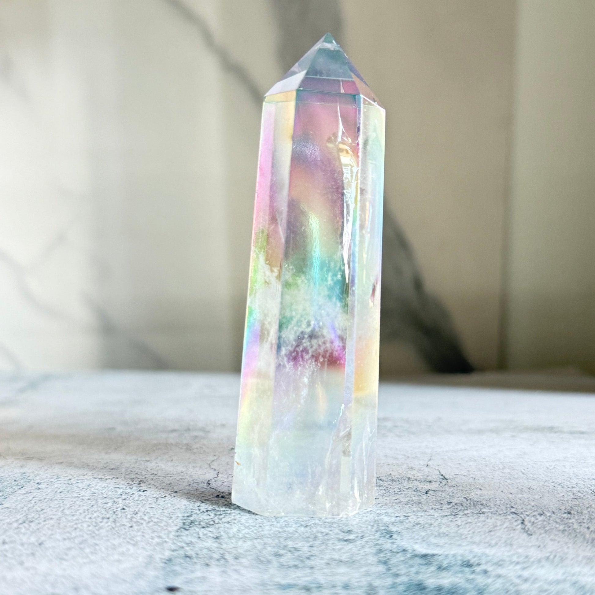 エンジェルオーラクォーツ タワー 正面