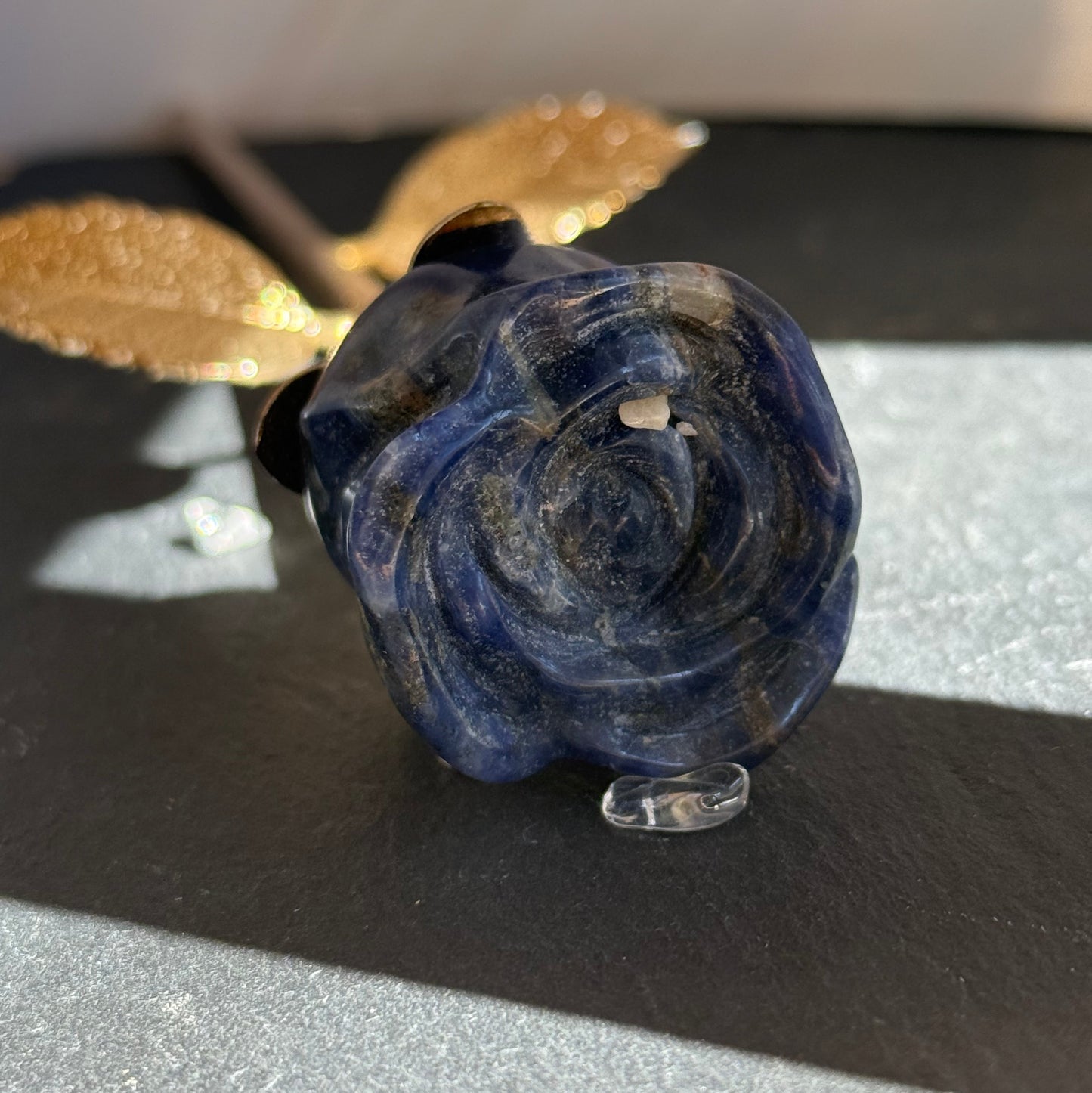 ラピスラズリ バラ 薔薇 ｜枯れないやさしさを贈る石