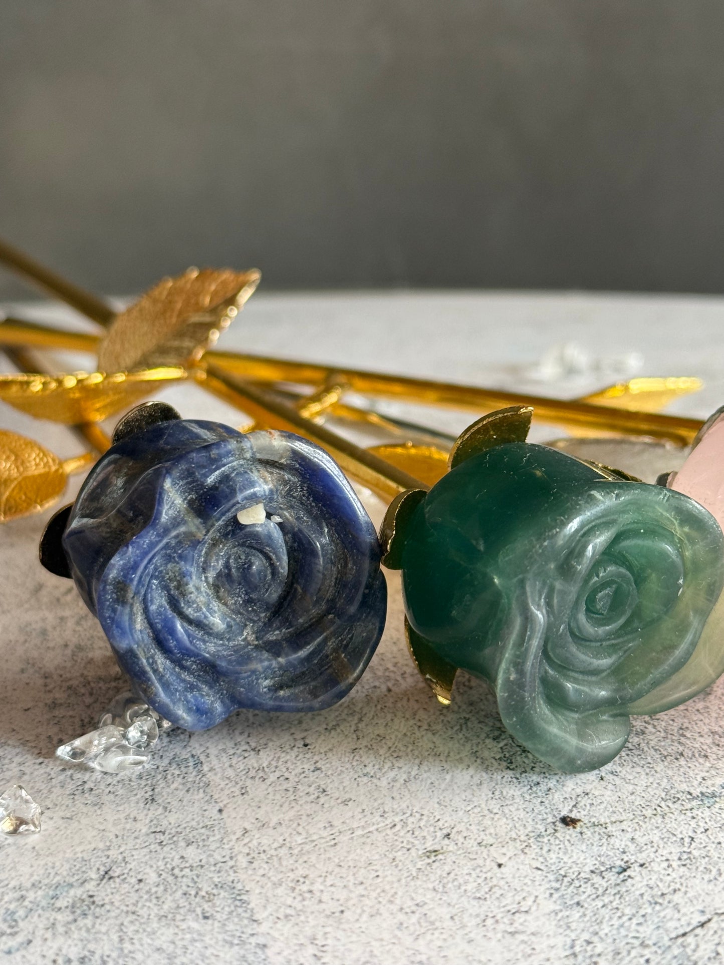 ラピスラズリ バラ 薔薇 ｜枯れないやさしさを贈る石