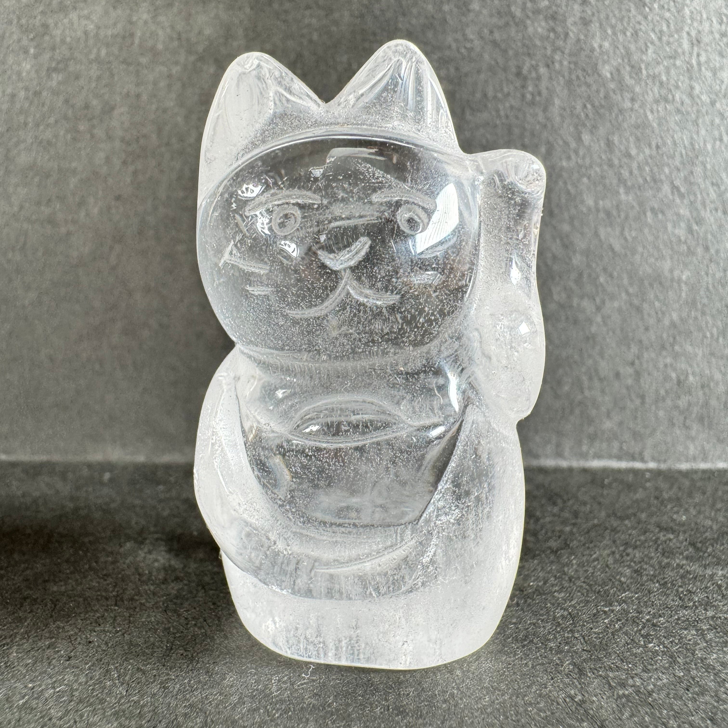 その他の形（星形・猫型など） – 石のことば