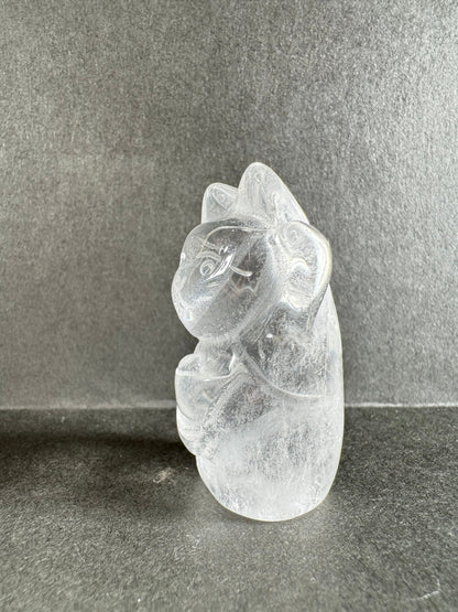クリアクォーツ 招き猫（左手）｜人とのご縁を招く水晶