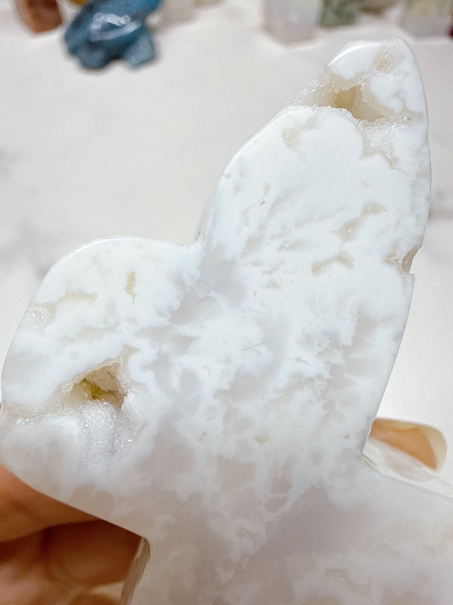 天然石 バタフライ メノウ アゲート 蝶 ちょうちょ｜ありたい自分になれる石