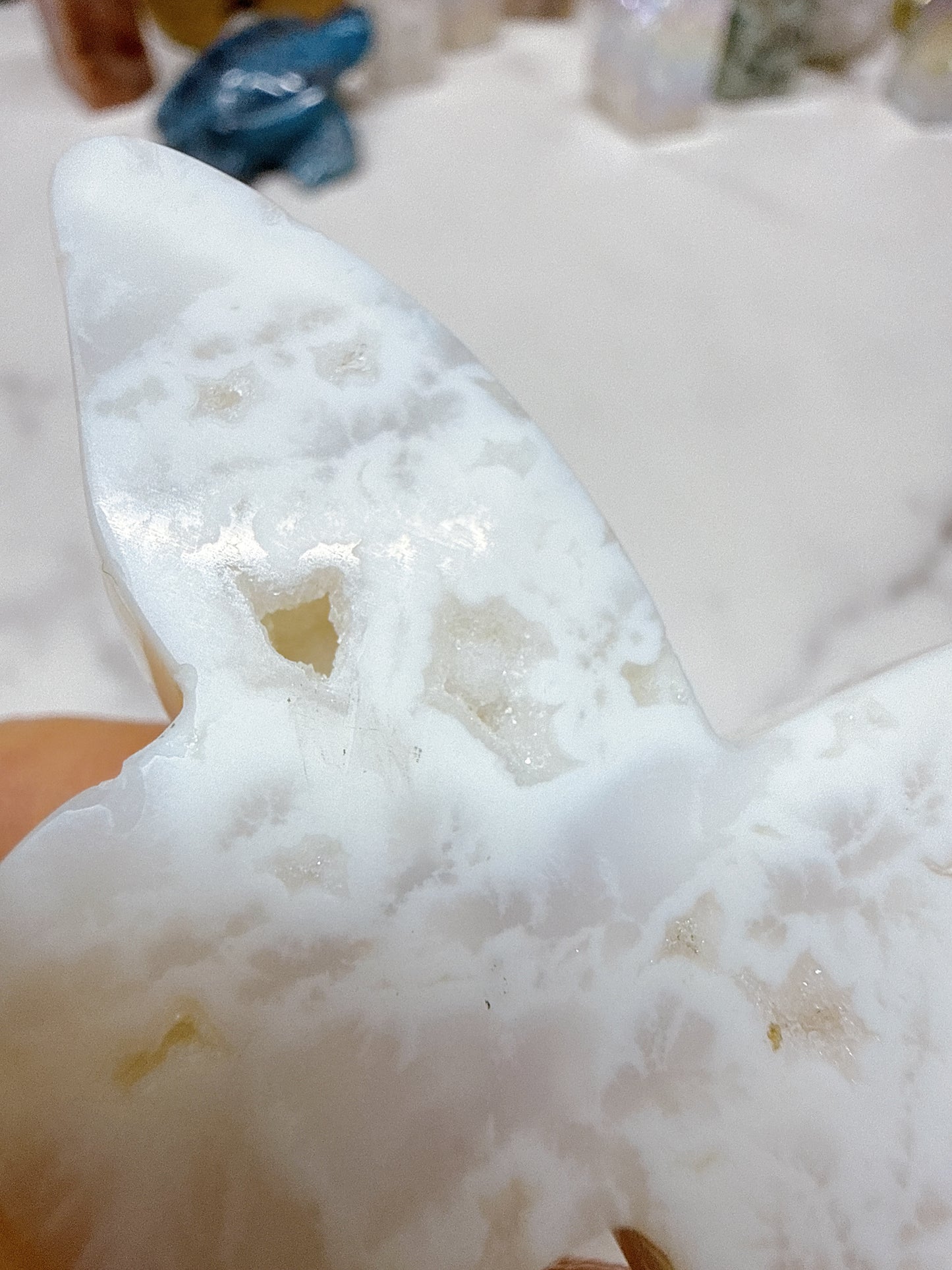 天然石 バタフライ メノウ アゲート 蝶 ちょうちょ｜ありたい自分になれる石