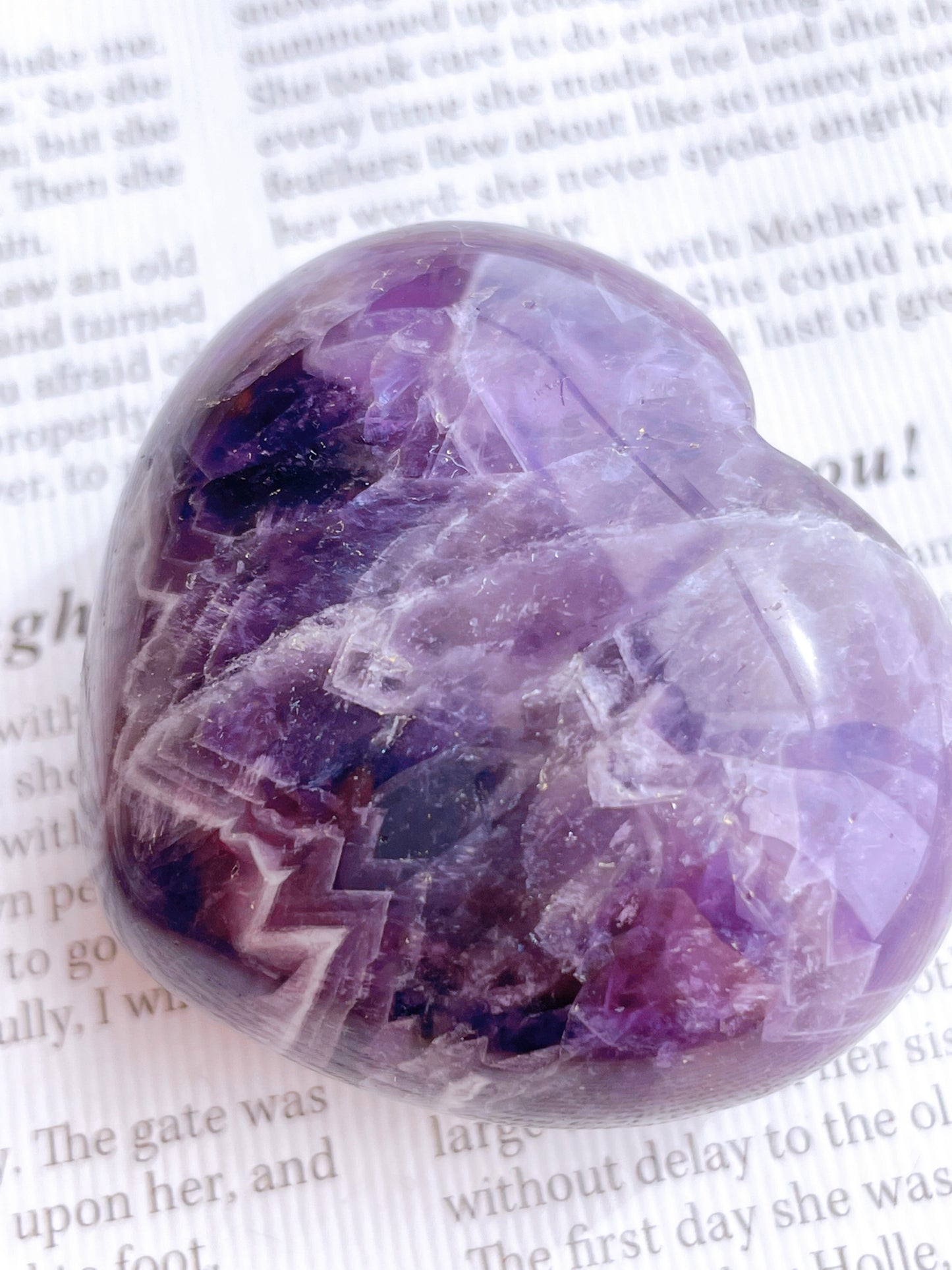 天然石 ドリームアメジスト ぷっくり ハート｜愛の絆を深める癒しの石